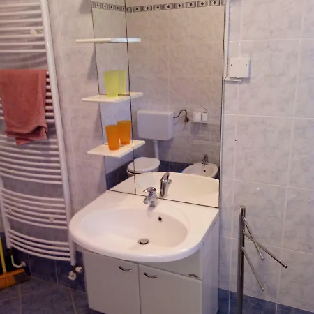 Bencic アパート